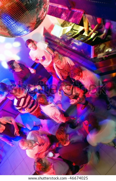 12 Busy Dance Floor Nightclub Images, Stock Photos & Vectors | Shutterstock