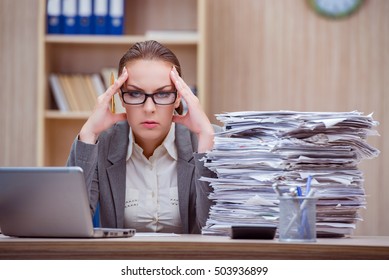 73 Secretary throwing folder Images, Stock Photos & Vectors | Shutterstock