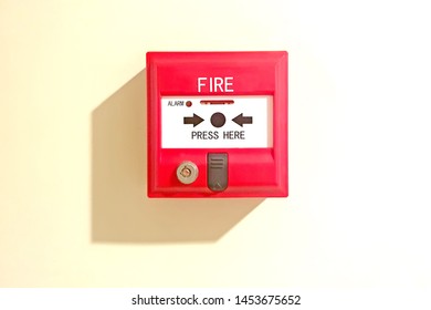 Button Press Fire Alarm Stock Photo 1453675652 | Shutterstock