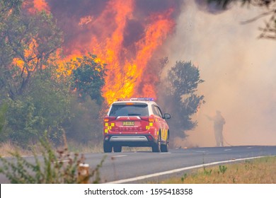 Buxton, NSW/Australia-12/19/2019 Green Wattle Creek Bushfire Emergency In Buxton, Wollondilly.