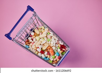 Buy Drugs At Mail Order Pharmacy With Tablets In Shopping Cart