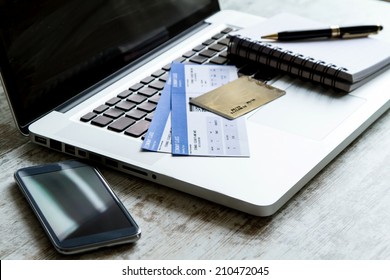 Buying airline tickets on line with a credit card 