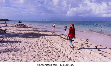 Cabarete, Dominican Republic - Dec 22 2019 : Beach Scene With People Relaxing In The Caribbean