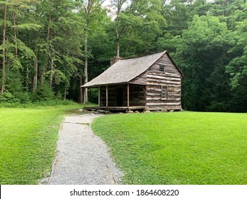 Cabin In Cades Cove Near Gatlinburg TN