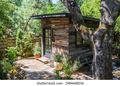 Cabin, Granny Unit, ADU on a Secluded Property in Wine Country