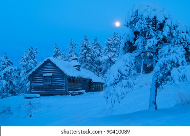 Cabin Snow Covered Forest Night Stock Photo 90410089 | Shutterstock