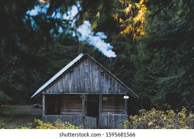 Cabin Smoke Images Stock Photos Vectors Shutterstock