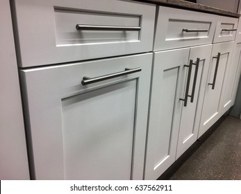 19,318 Kitchen cabinet drawer Images, Stock Photos & Vectors | Shutterstock