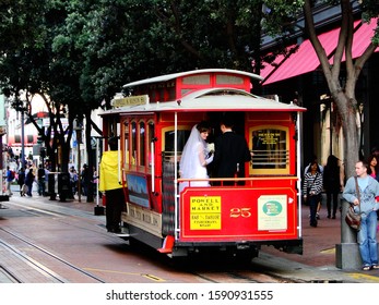 Cable Car Wedding Ceremony San Francisco Stock Photo 1590931555 ...