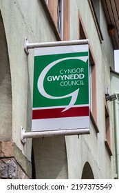 Caernarfon, UK- July 11, 2022:  The Sign For Cyngor Gwynedd Council In Caernarfon In North Wales