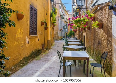 323,657 Italian village Images, Stock Photos & Vectors | Shutterstock