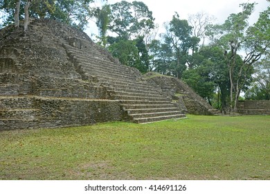 Cahal Pech Maya Ruins Archaelogical Site Cayo Belize