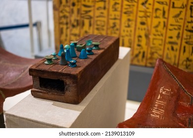 Cairo Egypt December 2021 Ancient Egyptian Board Game Senet, Played In The Ancient Times And Still Today. Blue Stone Figurines Shown