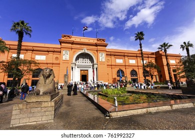 CAIRO, EGYPT - JANUARY 10, 2010: Tourist People Outside Famous Egyptian Museum In Cairo