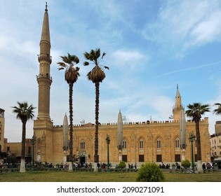 Cairo, Egypt - March 25 2015 - The Famous Al-Hussein Mosque. This Building Is A Mausoleum Of Husayn Ibn Ali. It Is Built In 1154 And Reconstructed In 1874. It Has An Ottoman Minaret.
