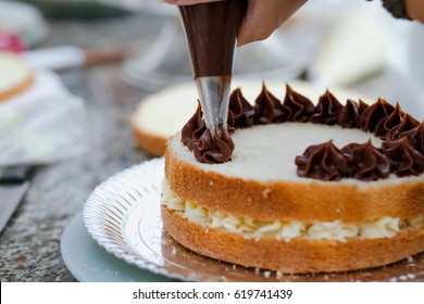 Cake Decorating With Chocolate