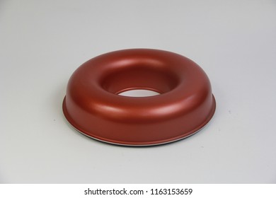 Cake Moulding Polytetrafluoroethylene (PTFE). 