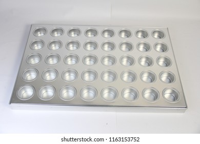 Cake Moulding Polytetrafluoroethylene (PTFE). 