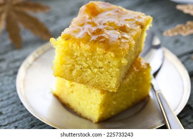 Cake With Semolina, Turmeric And Apricot Jam