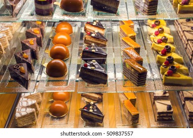 4,560 Patisserie display Images, Stock Photos & Vectors | Shutterstock