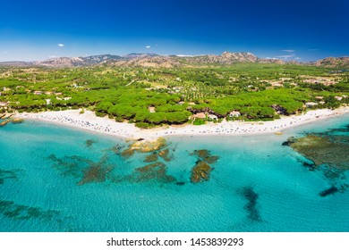 Cala Ginepro Strand auf Sardinien, Sardinien, Italien, Europa. 