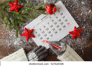 calendar or christmas day with note text of holiday ,concept for christmas and new year - Powered by Shutterstock