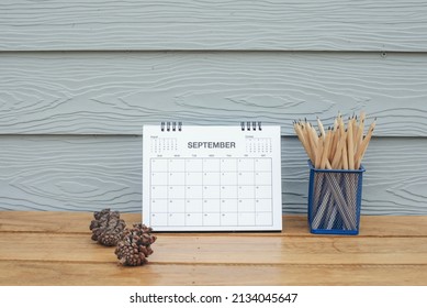 Calendar Desk For Planner And Organizer To Plan And Reminder Daily Appointment, Meeting Agenda, Schedule, Timetable, And Management. ฉalender Placed On Office Table. Work Online From Home.