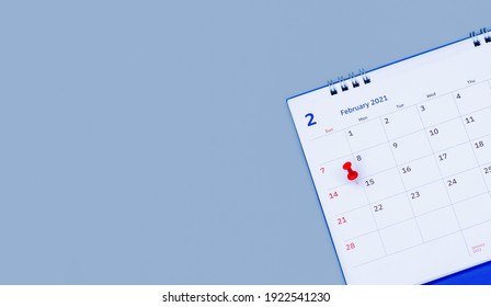 Calendar and scheduled appointments with pins.