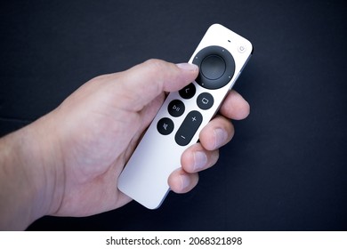 Calgary, Alberta, Canada. Nov 2, 2021. A Siri Remote (2nd Generation) Control For An Apple TV 4K