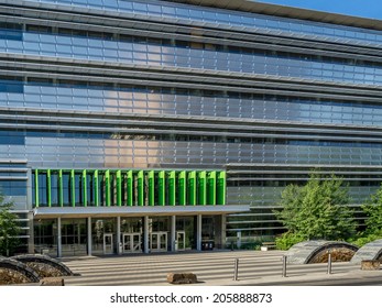 CALGARY, CANADA - JULY 13: The Energy, Environment And Experiential Learning Center At The University Of Calgary On July 13, 2014 In Calgary, Alberta Canada. The Building Is A New High Tech Facility.