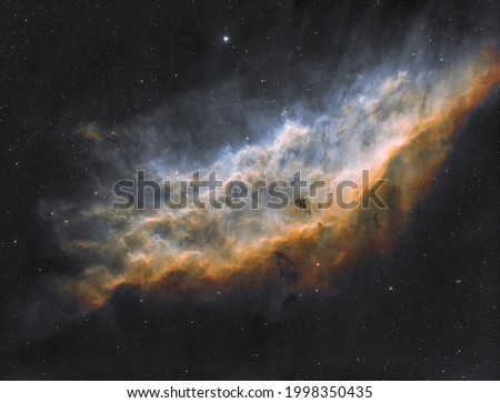 California nebula,The California Nebula (NGC 1499) is an emission nebula located in the constellation Perseus.