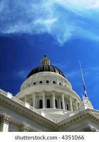 California State Capitol Building, Sacramento CA, Daylight