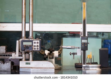 Caliper Height Gauge On Surface Plate And Measure The Product Size On Surface Magnet, Tool For Inspection Product In Engineering Lab, Digital System