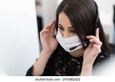 Call Center Operator In Medical Mask