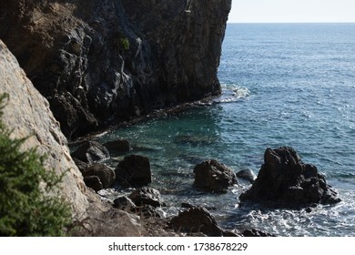 
Calm sea gently hitting the rocks - Shutterstock ID 1738678229