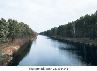 Calm Still Water Of Havel River In Oranienburg, Germany - Winter Landscape