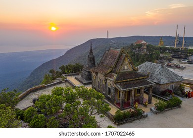 Cambodia. Wat Sampov Pram .Phnom Bokor. Kampot City. Kampot Province