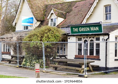 Cambridge, Uk, England, 31-01-2021, Country Pub Closed To Public With Lease Sign On Side Of Building With Security Fencing To Prevent Entry.