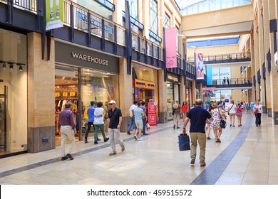 CAMBRIDGE, UK - JULY 18, 2016. People Doing Shopping In Cambridge, Uk.
