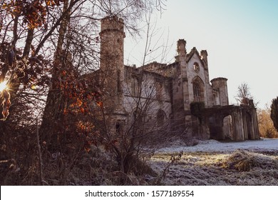 Cambusnethan House, Or Cambusnethan Priory, In North Lanarkshire, Scotland, Was Designed By James Gillespie Graham And Completed In 1820. Regarded As Best Example Graham-built Country House