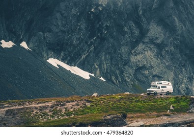 180,479 Wild camping Images, Stock Photos & Vectors | Shutterstock