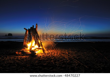 campfire on shi shi beach, olympic national park
