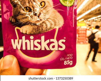 Whiskas Logo Immagini Foto Stock E Grafica Vettoriale Shutterstock