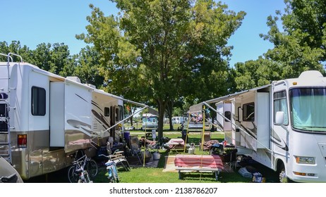 Camping Door To Door Rv Camping Durning The Summer