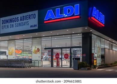 Campos, Spain; december 21 2021: General view of a supermarket of the German food chain Aldi, at night
