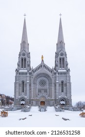 Saint-Anne-de-Beaupré, Québec, Canada – 29 January 2022 : The Basilica Dedicated To St Anne Of The Sainte-Anne-de-Beaupré (Quebec, Canada).