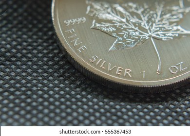 canadian fine silver ounce. coin made of pure silver, valuable for coin collectors. Maple leaf silver coin, 1 OZ.