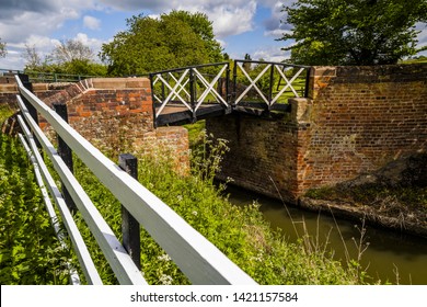 Canal Bridge Stratford Canal England Uk