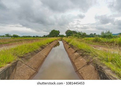 Canal Technology Good Agricultural Canal Water Stock Photo 1081445453 ...