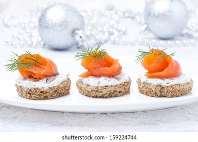 Imagenes Fotos De Stock Y Vectores Sobre Christmas Salmon